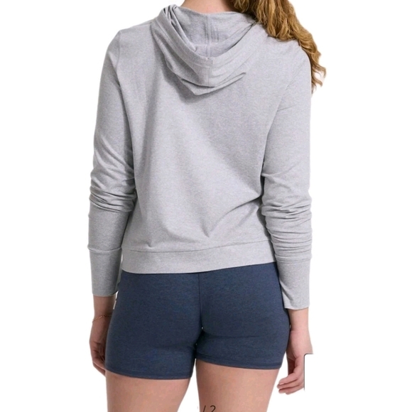 VUORI Halo Essential Hoodie Cropped Size Large Heather Gray Corium Embriodery - Picture 2 of 9